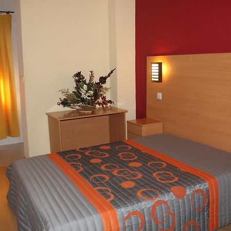 Guest House Estrela ปอร์โต ภายนอก รูปภาพ