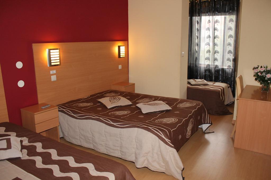 Guest House Estrela ปอร์โต ห้อง รูปภาพ