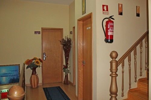 Guest House Estrela ปอร์โต ภายนอก รูปภาพ
